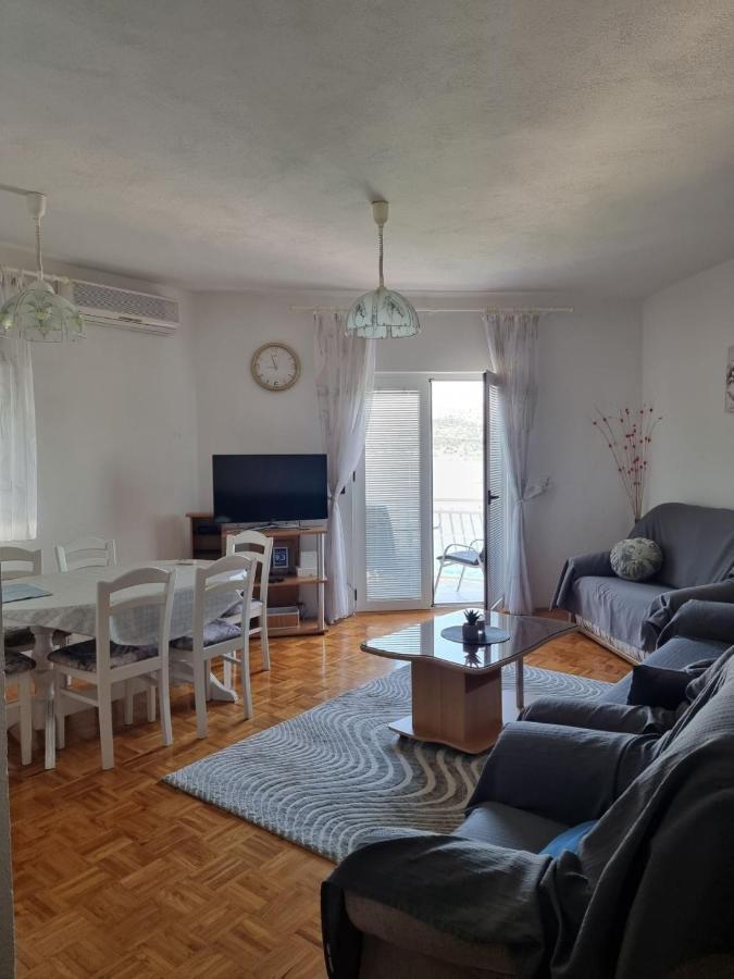 Apartment Matej Trogir Exterior photo